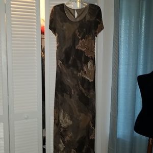 Floral dress with flutter hem